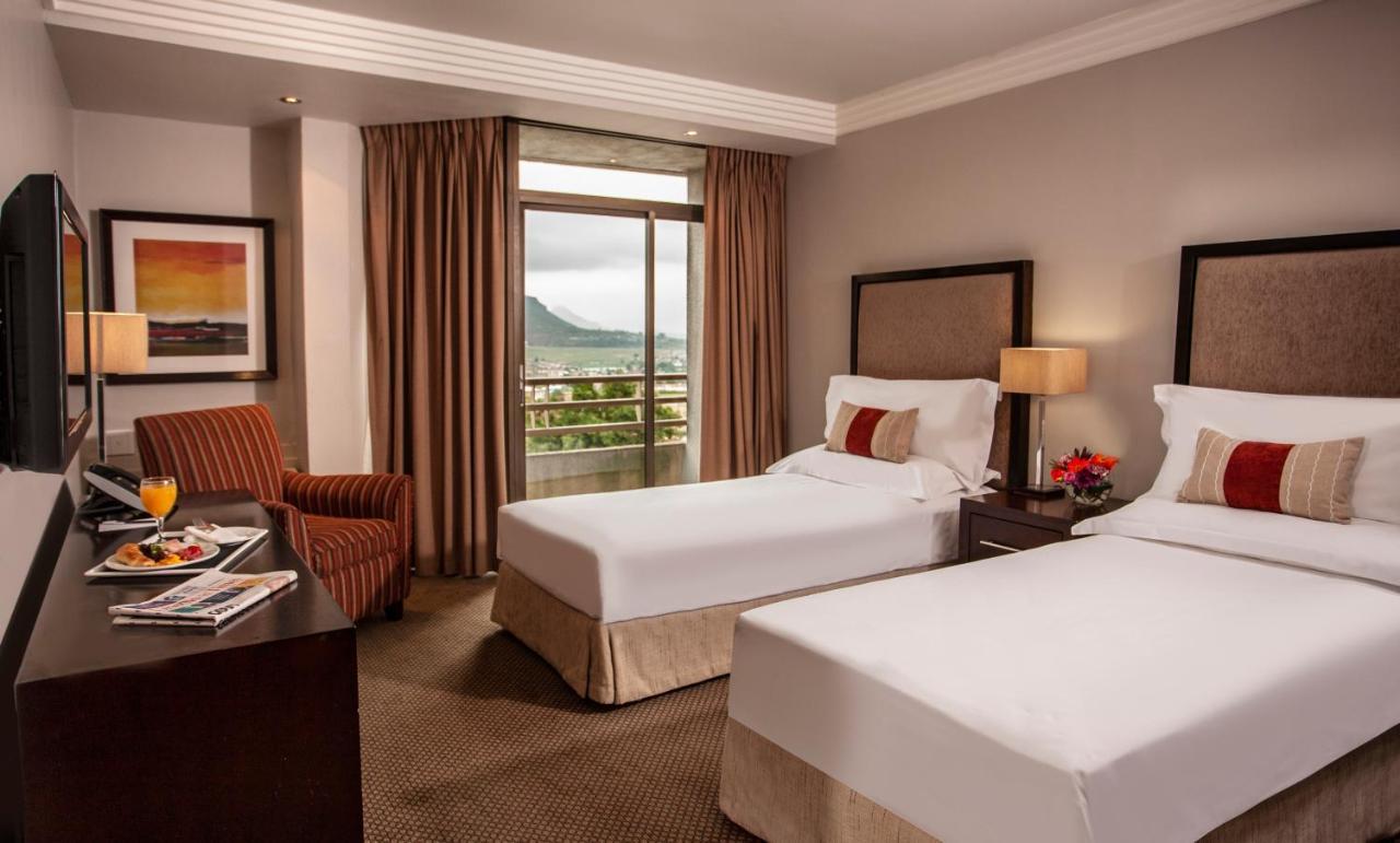 Avani Lesotho Hotel&Casino Maseru Esterno foto